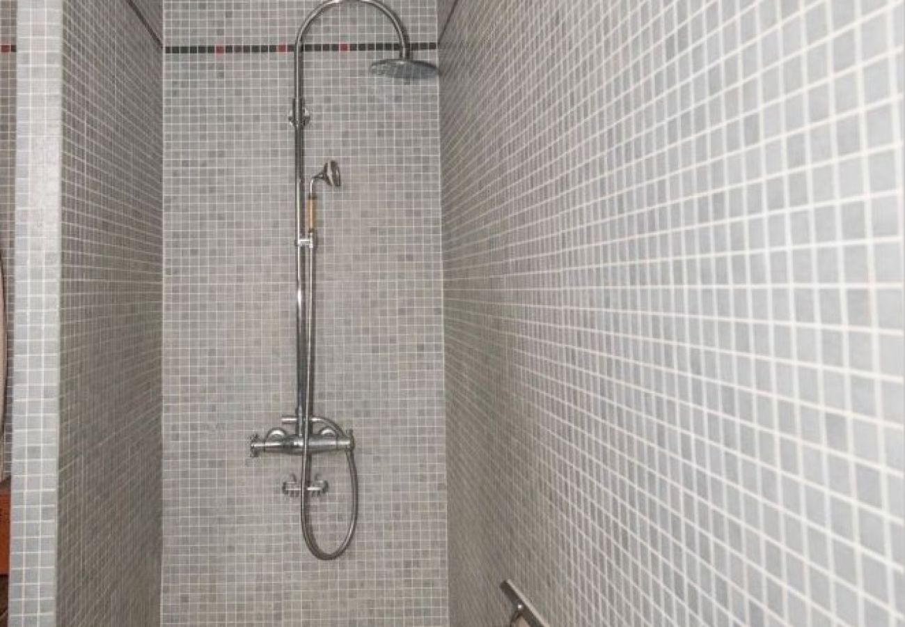 Maison à Rosnay - Gîte Familial 4 étoiles - École du Maupas - Brenne