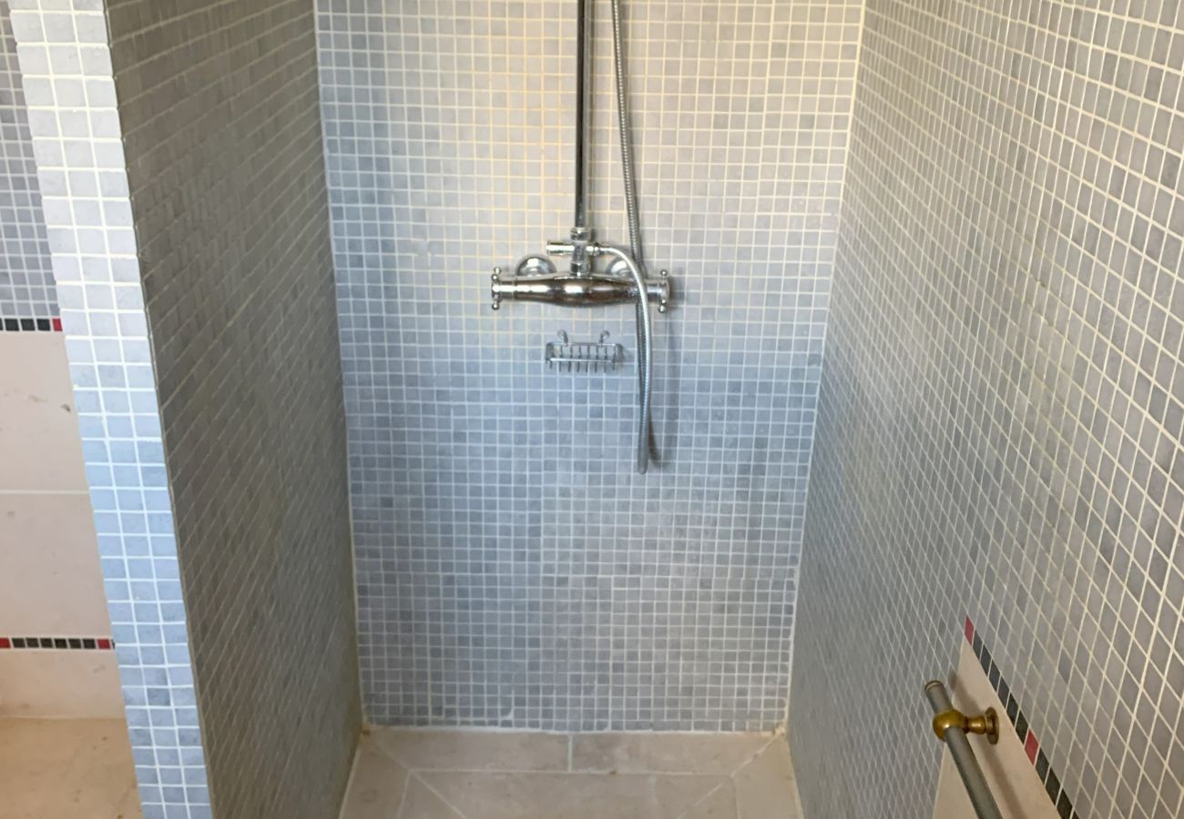 Maison à Rosnay - Gîte Familial 4 étoiles - École du Maupas - Brenne