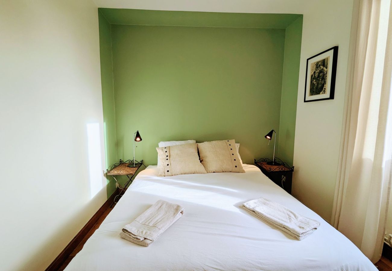 Maison à Rosnay - Gîte Familial 4 étoiles - École du Maupas - Brenne