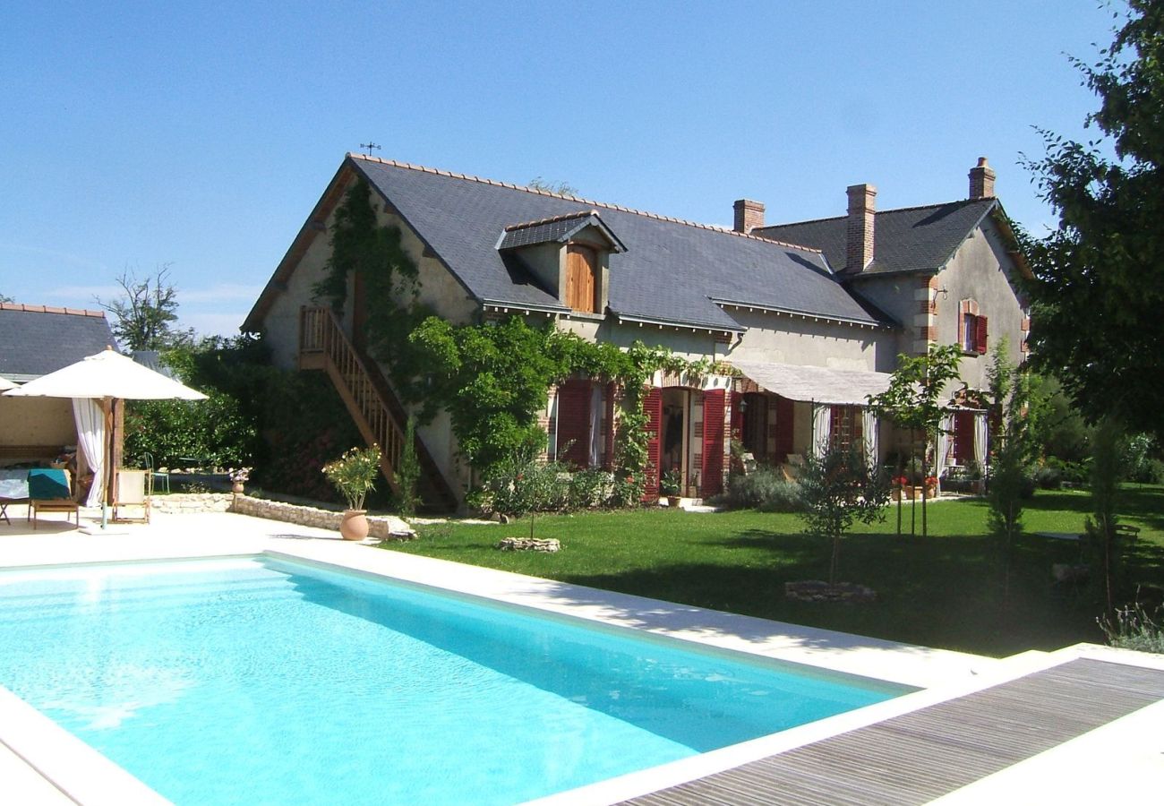 Maison à Rosnay - Gîte Familial 4 étoiles - École du Maupas - Brenne