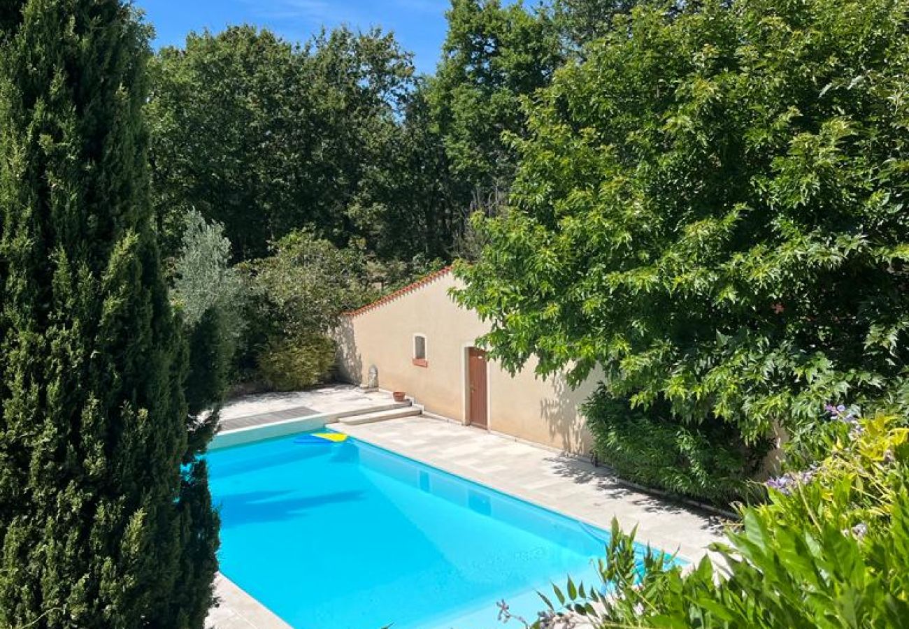 Maison à Rosnay - Gîte Familial 4 étoiles - École du Maupas - Brenne