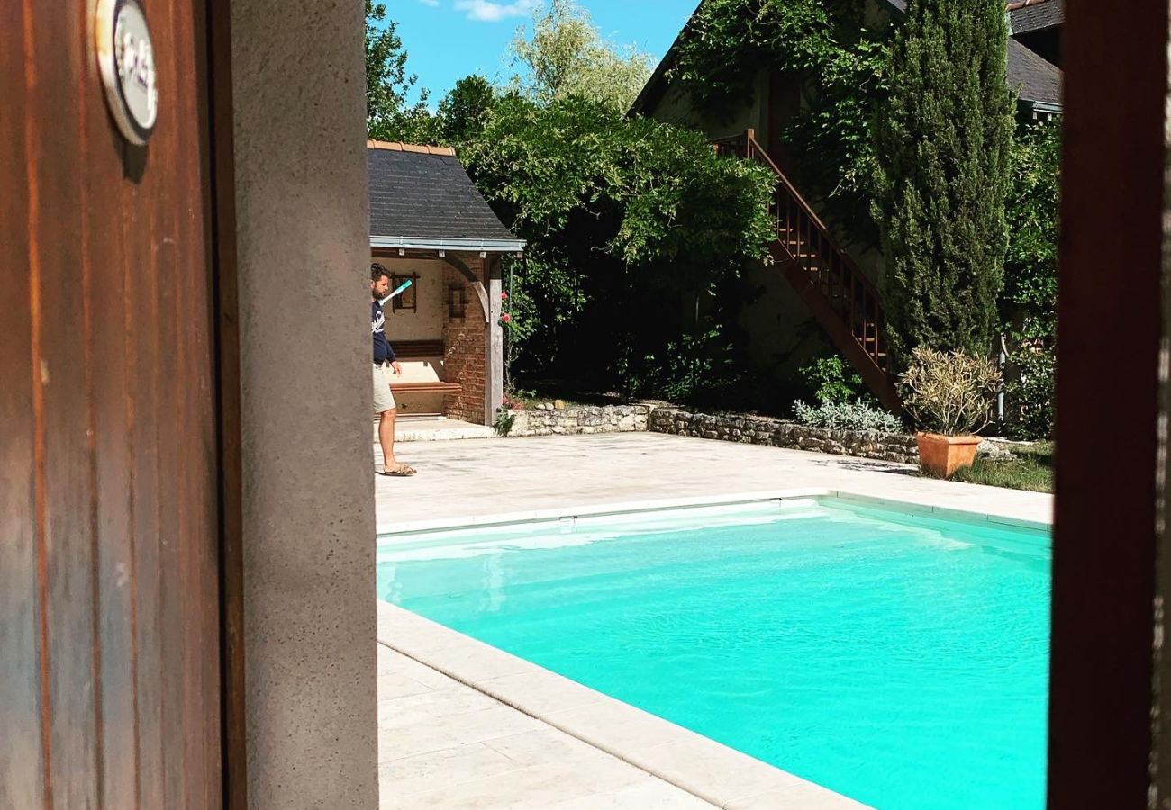 Maison à Rosnay - Gîte Familial 4 étoiles - École du Maupas - Brenne