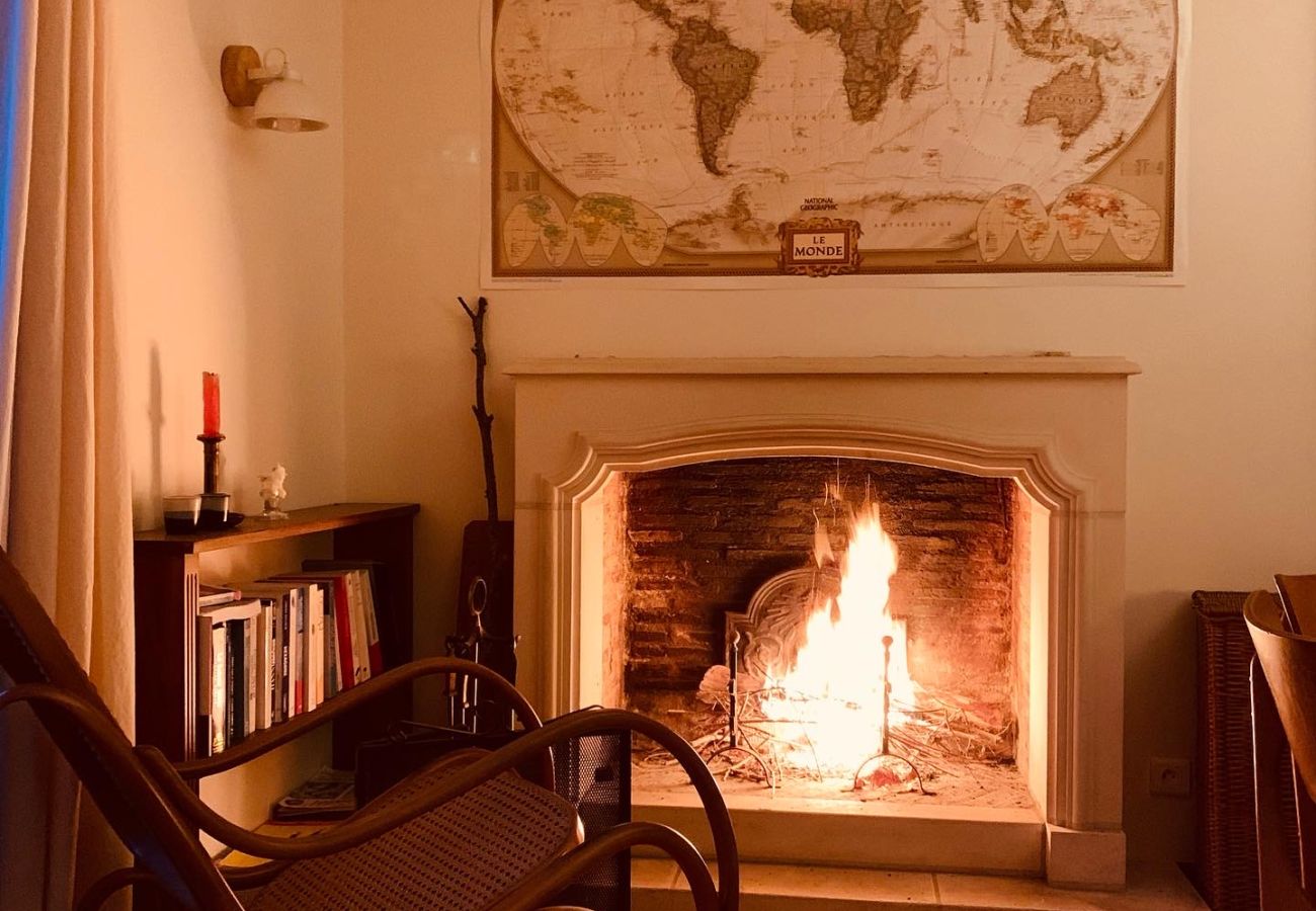 Maison à Rosnay - Gîte Familial 4 étoiles - École du Maupas - Brenne