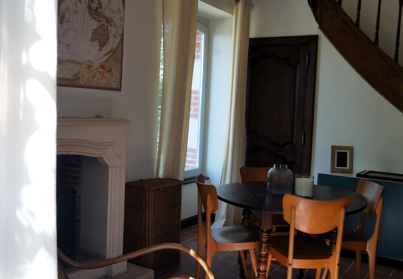 Maison à Rosnay - Gîte Familial 4 étoiles - École du Maupas - Brenne