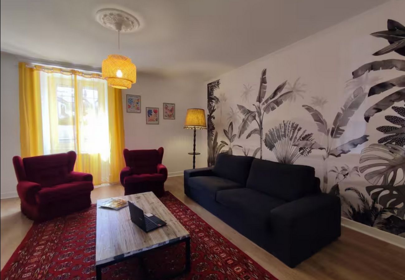 Maison à Châteauroux - Gite St Denis-jardin-wifi-3 chambres