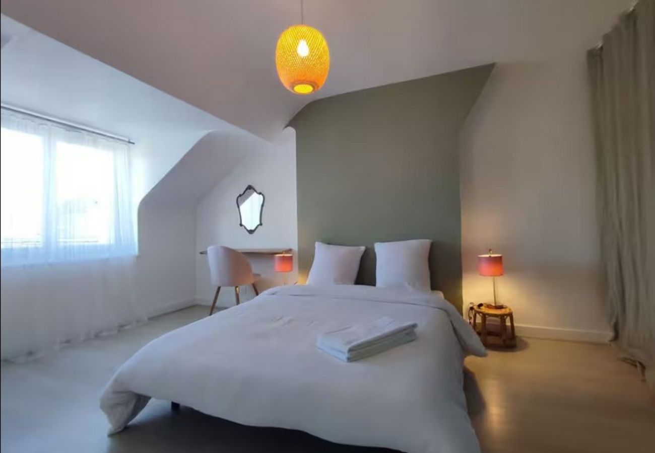 Maison à Châteauroux - Gite St Denis-jardin-wifi-3 chambres