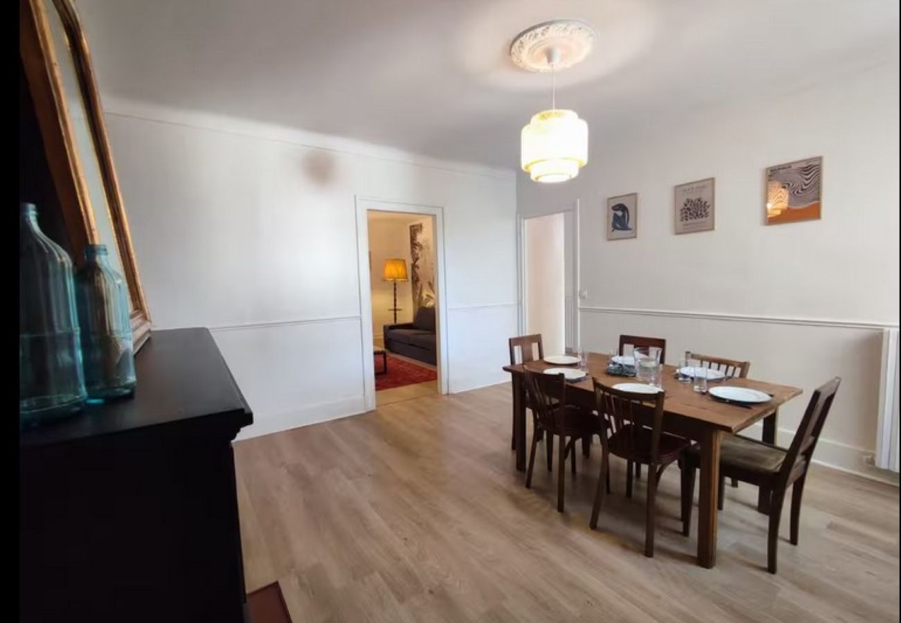 Maison à Châteauroux - Gite St Denis-jardin-wifi-3 chambres