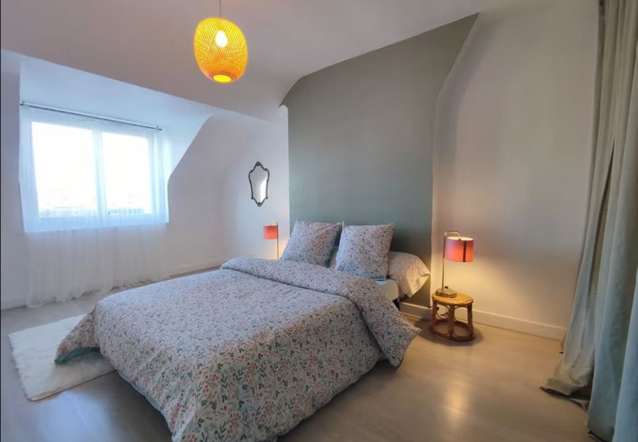 Maison à Châteauroux - Gite St Denis-jardin-wifi-3 chambres