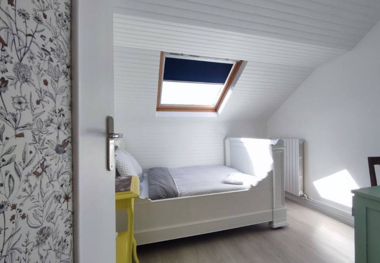 Maison à Châteauroux - Gite St Denis-jardin-wifi-3 chambres