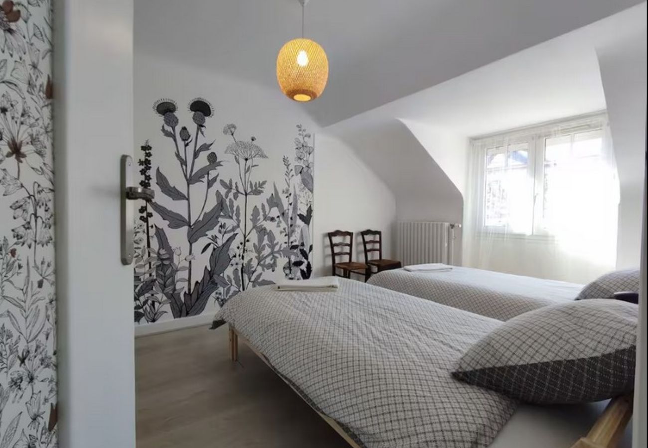 Maison à Châteauroux - Gite St Denis-jardin-wifi-3 chambres