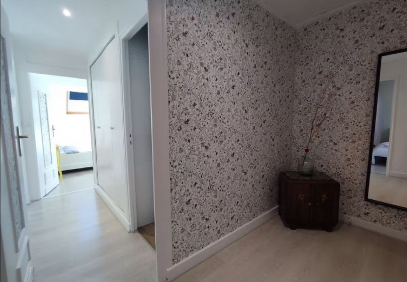 Maison à Châteauroux - Gite St Denis-jardin-wifi-3 chambres