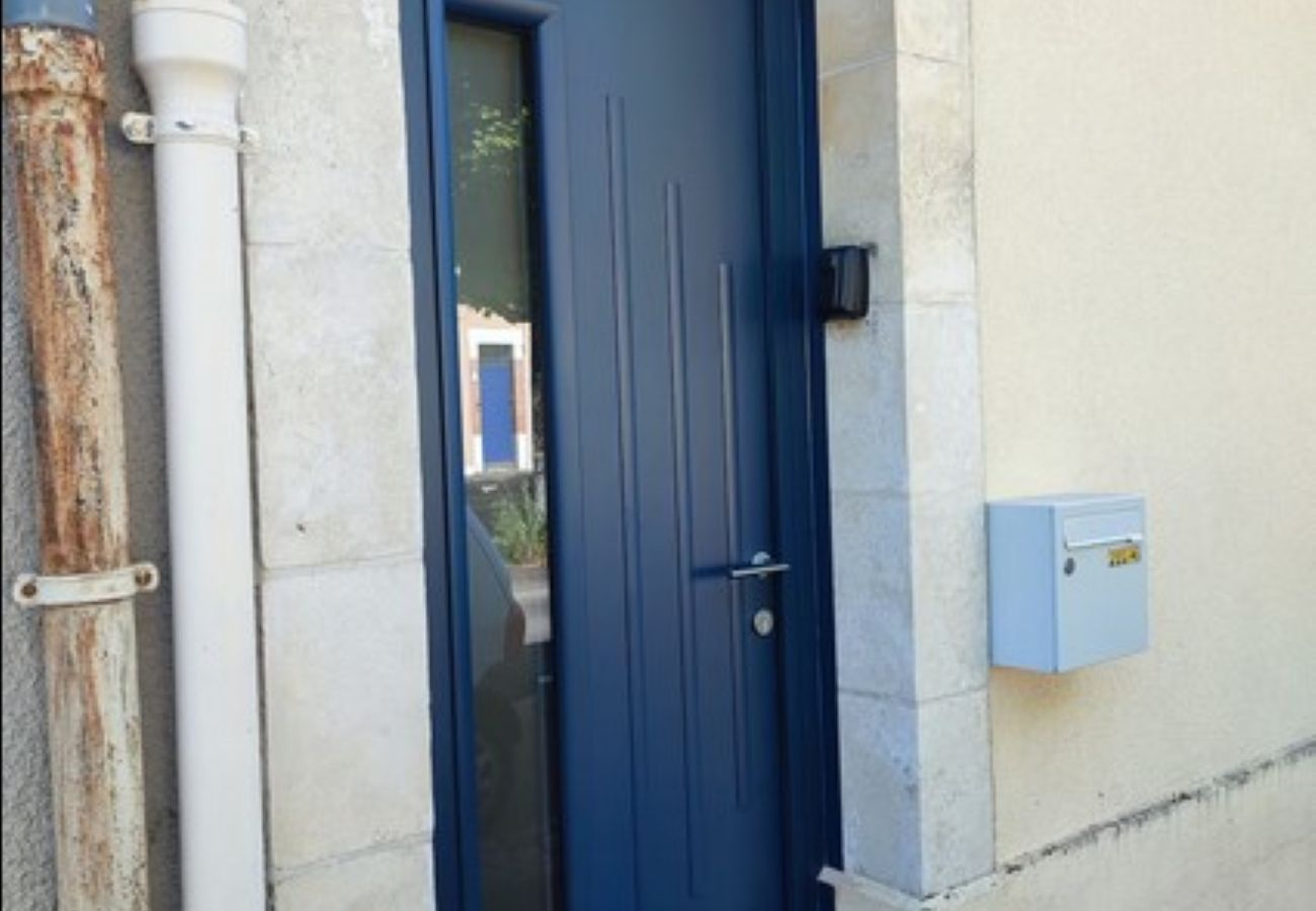 Maison à Châteauroux - Gite St Denis-jardin-wifi-3 chambres