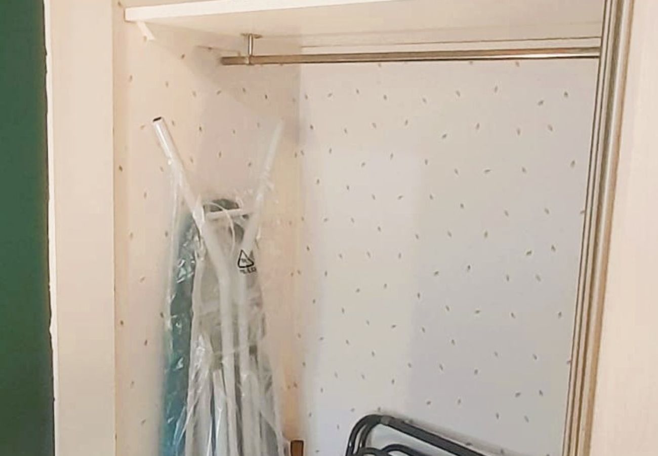 Appartement à Châteauroux - Le St Gildas Chtx - 2/4 pers - wifi - parking - balcon