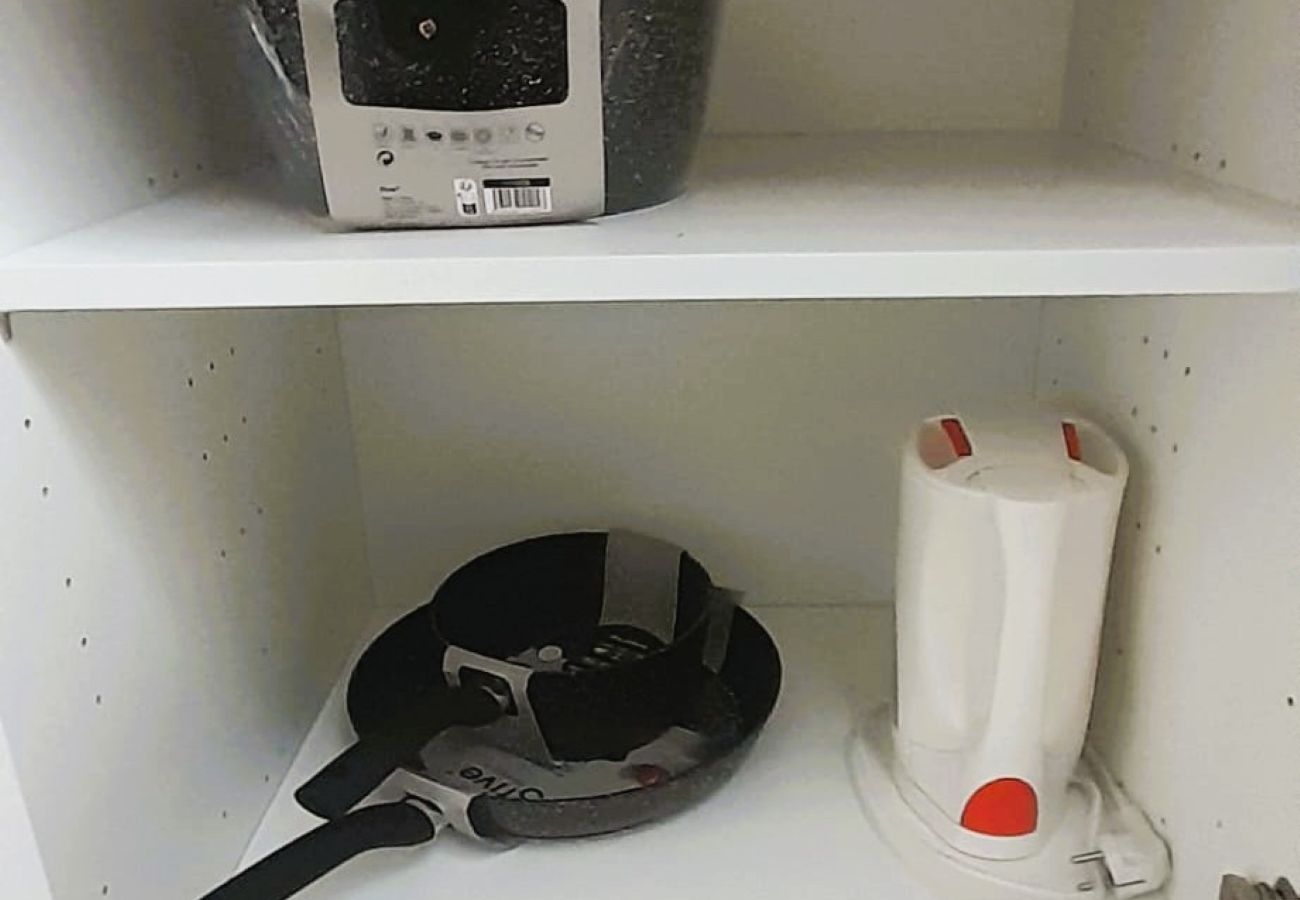 Appartement à Châteauroux - Le St Gildas Chtx - 2/4 pers - wifi - parking - balcon