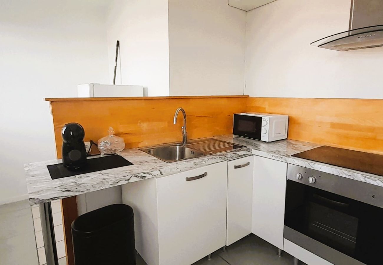 Appartement à Châteauroux - Le Combanaire - 4/6 pers - wifi - balcon - parking