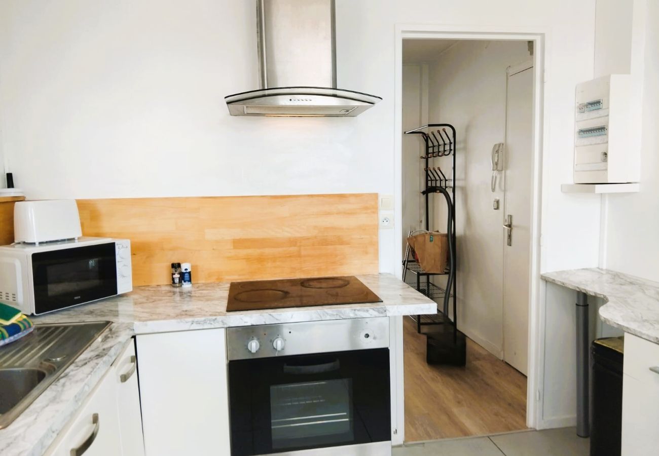 Appartement à Châteauroux - Le Combanaire - 4/6 pers - wifi - balcon - parking