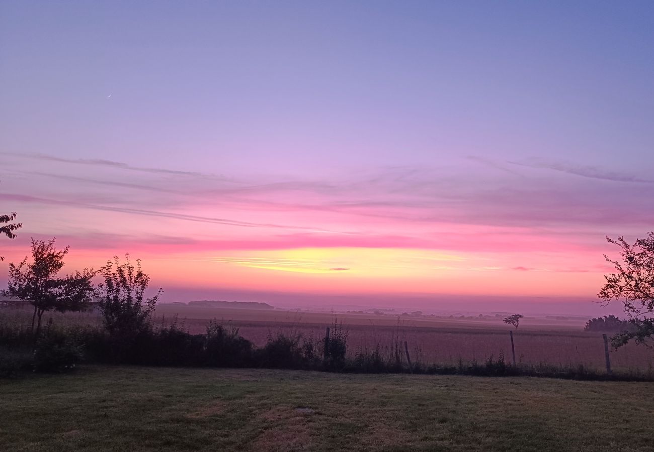 Maison à Saint-Lactencin - Tilloux - Gite 10 pers - piscine - jardin - wifi