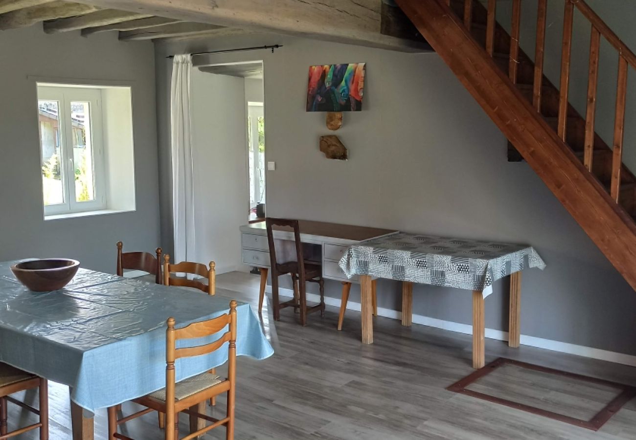 Maison à Saint-Lactencin - Tilloux - Gite 10 pers - piscine - jardin - wifi