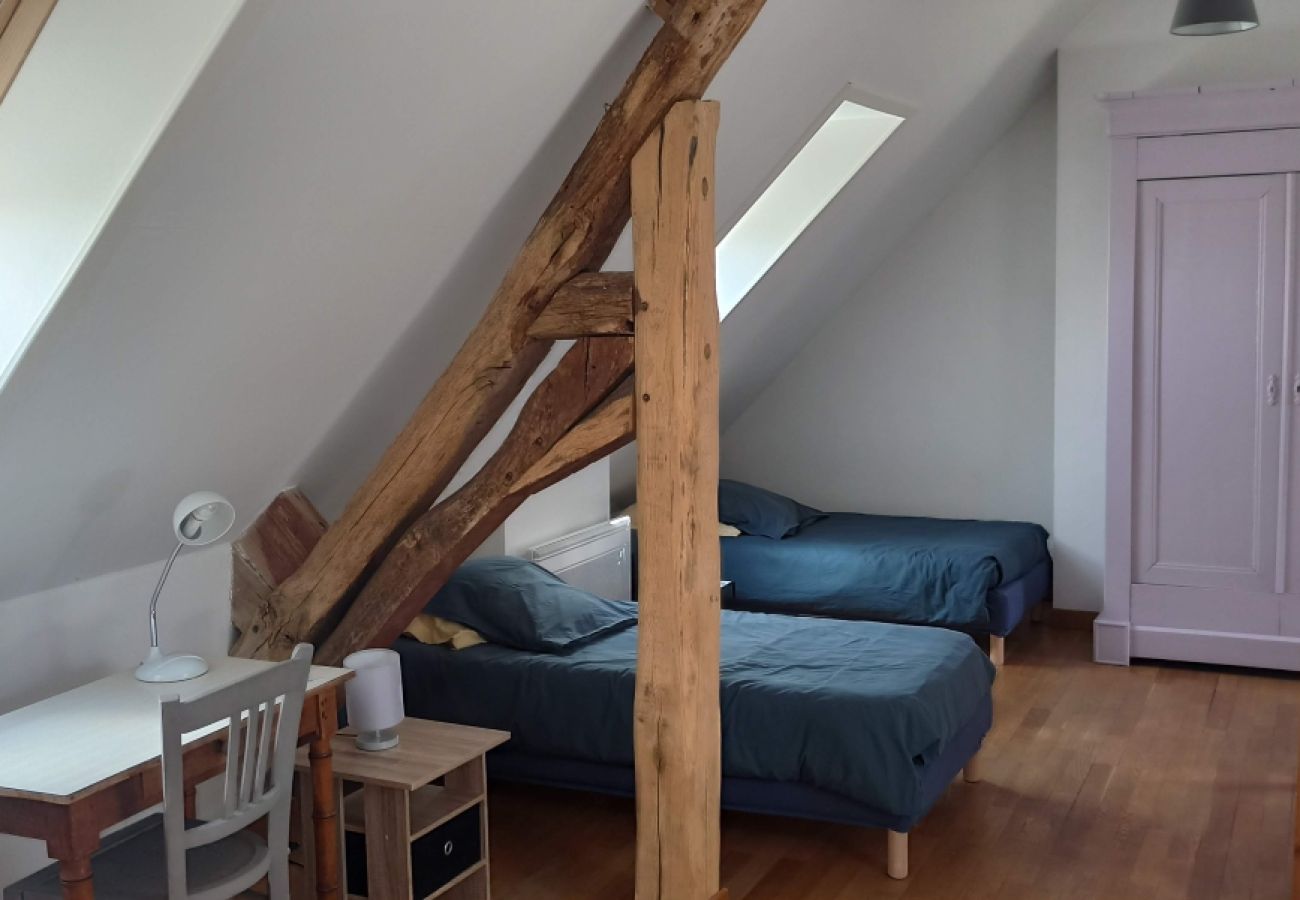 Maison à Saint-Lactencin - Tilloux - Gite 10 pers - piscine - jardin - wifi