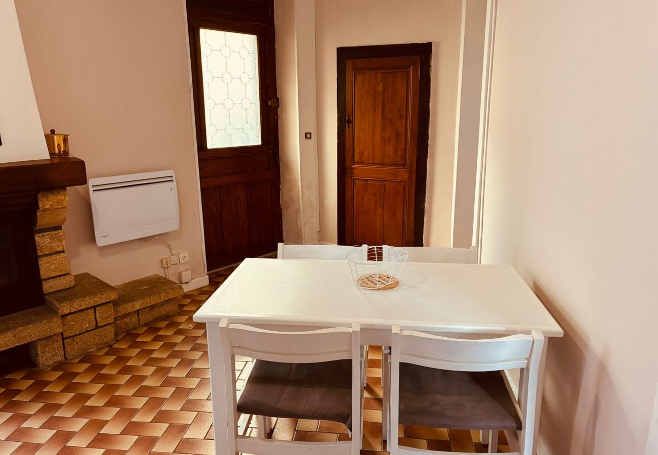 Maison à Levroux - Levroux - maison 4/6 pers - cour privée