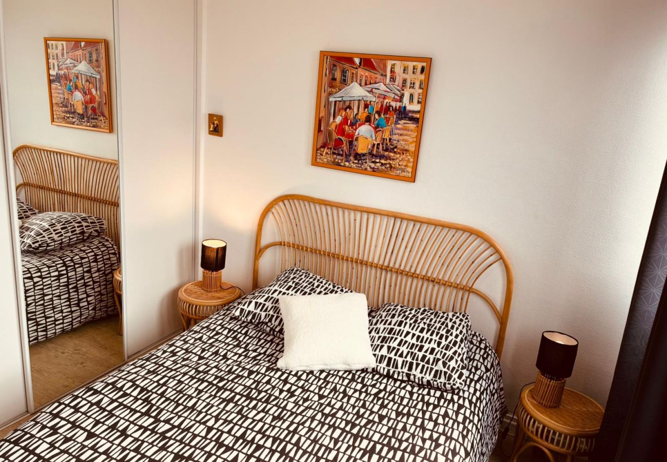 Appartement à Châteauroux - Superbe T3 - Chateauroux centre - vue panoramique - wifi