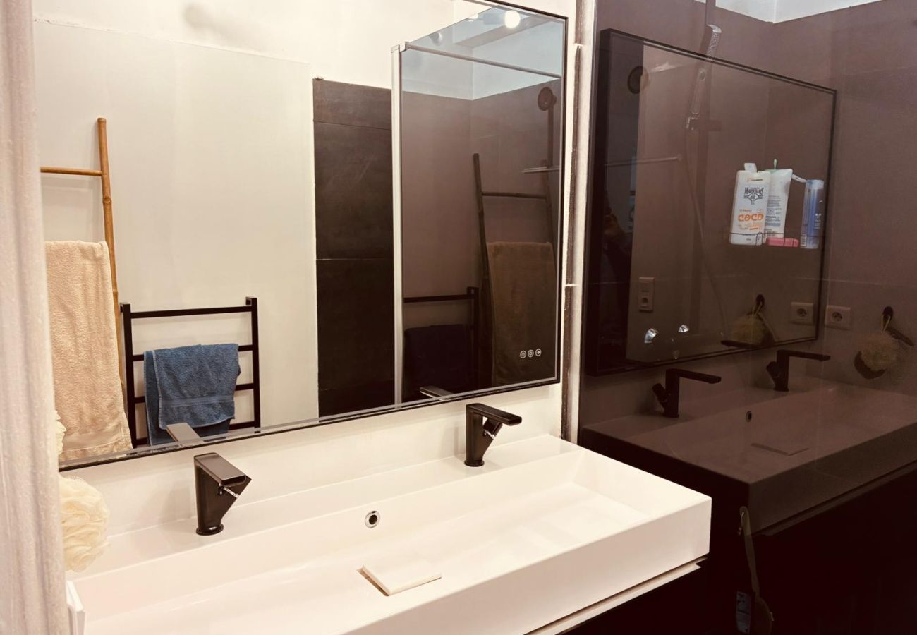 Appartement à Châteauroux - Superbe T3 - Chateauroux centre - vue panoramique - wifi