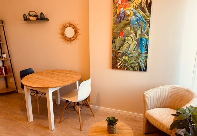 Appartement à Vierzon - Le Tropical - T2 Vierzon quartier hopital