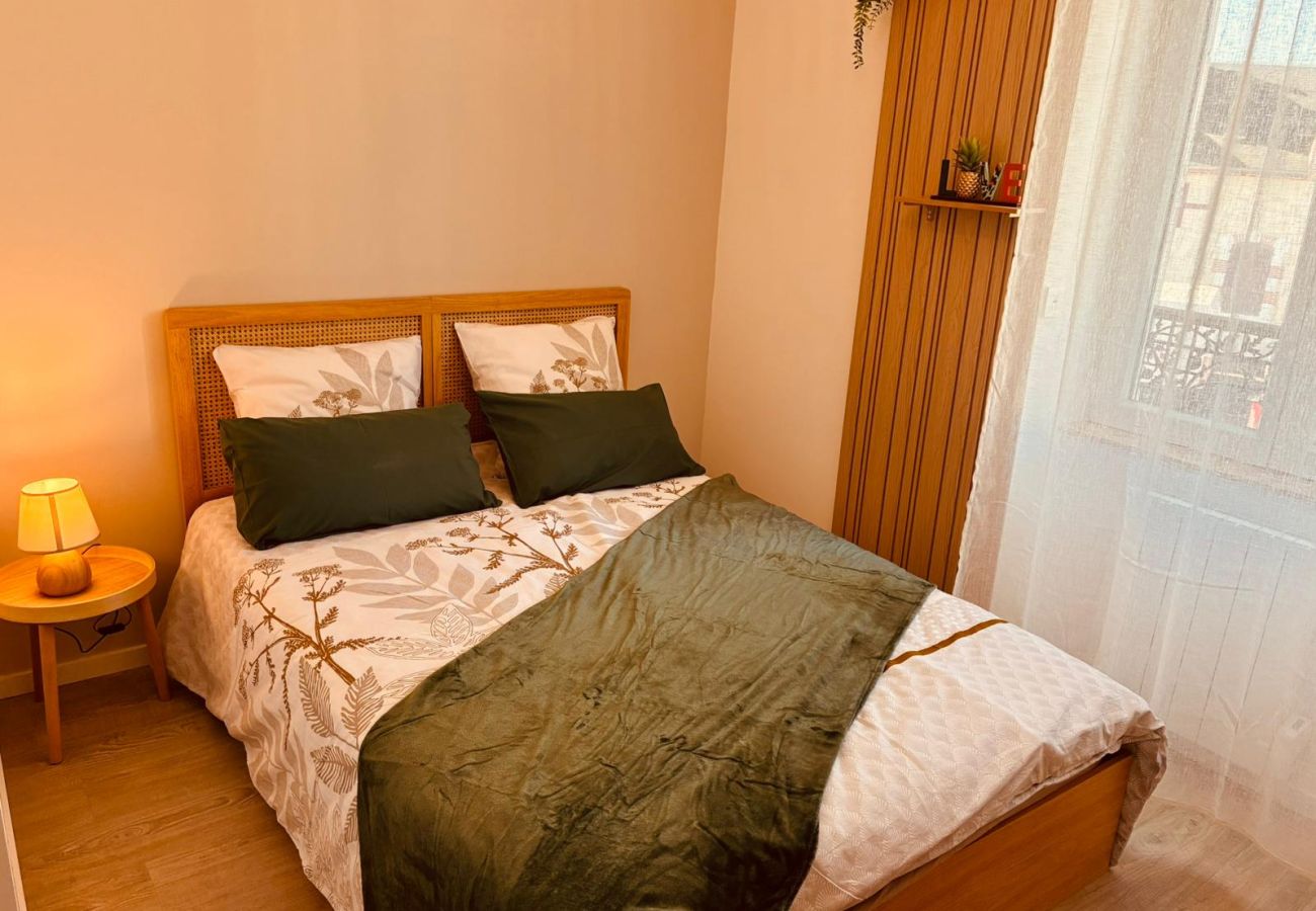 Appartement à Vierzon - Le Tropical - T2 Vierzon quartier hopital