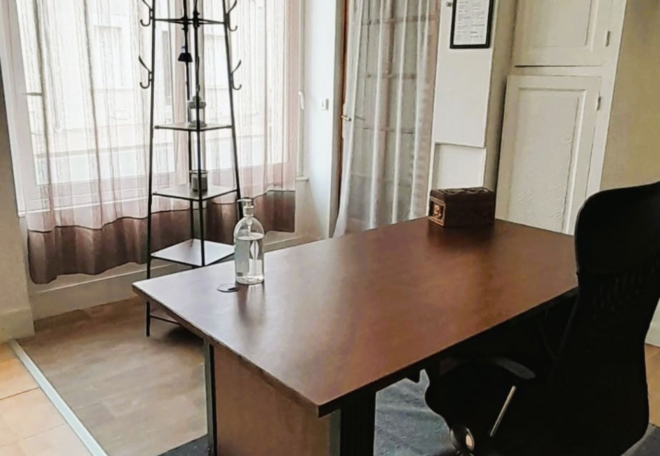 Maison à Vatan - Le Silodort - 5 lits - wifi -cour