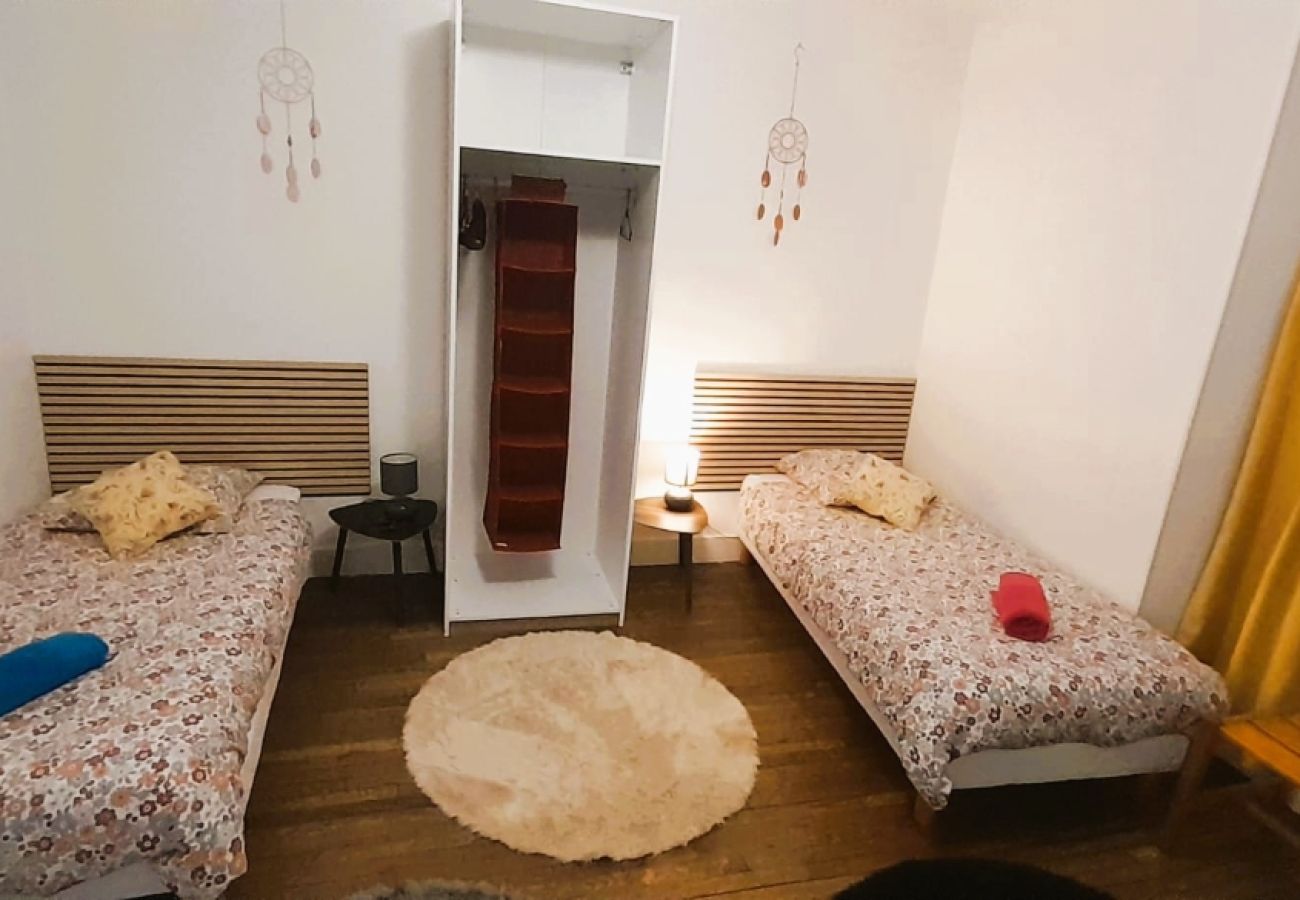 Maison à Vatan - Le Silodort - 5 lits - wifi -cour
