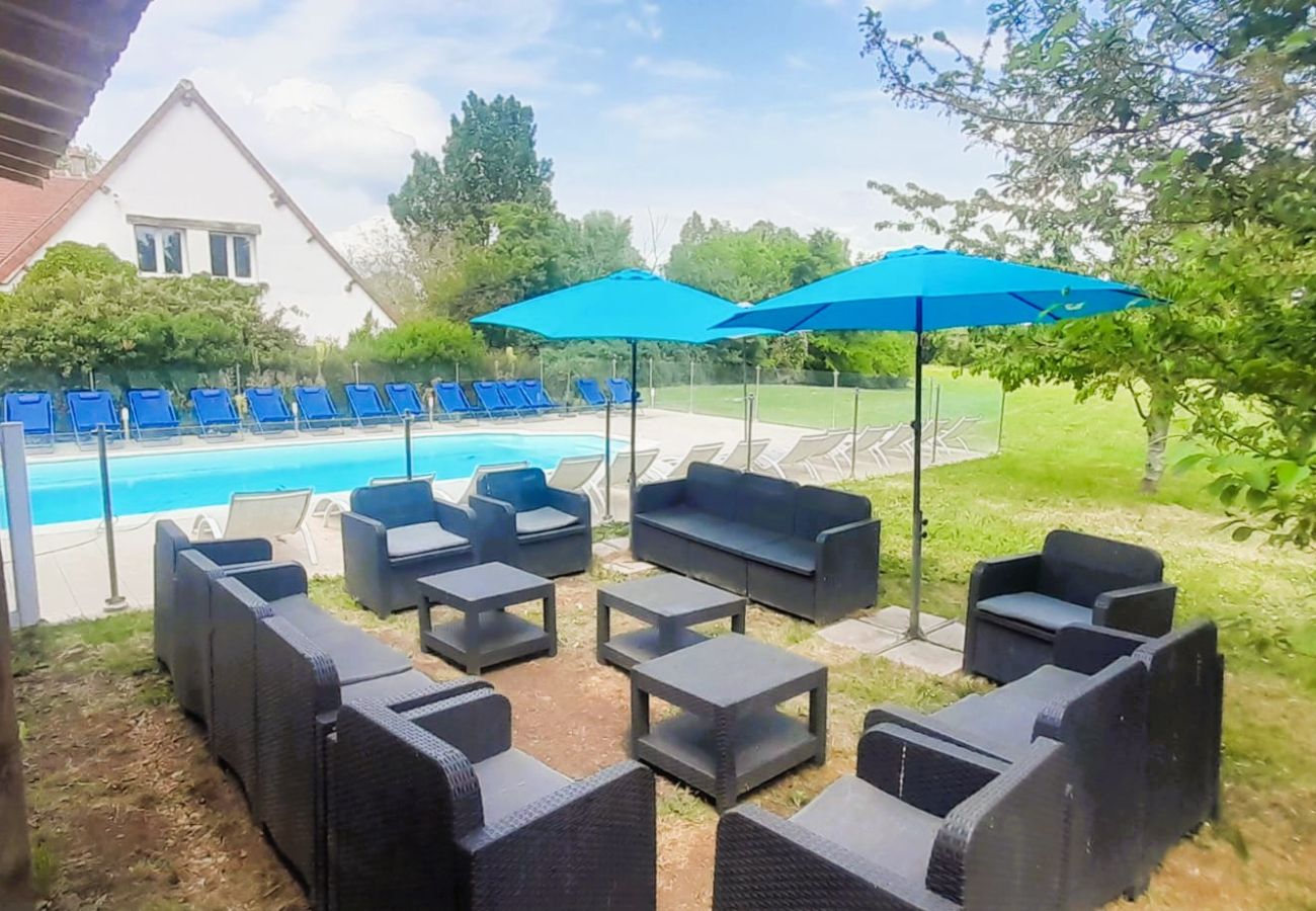 Maison à Lys-Saint-Georges - G3 Maison 14 pers - piscine partagée - parc - wifi