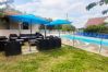 Maison à Lys-Saint-Georges - G4 Maison 13 pers - piscine partagée - parc - wifi