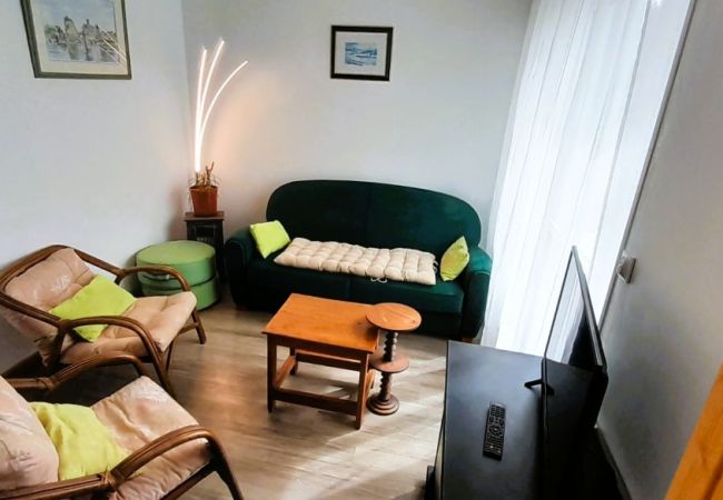 Maison à Thénioux - La Forge- Gite 4 pers- face au canal du Berry- Wifi